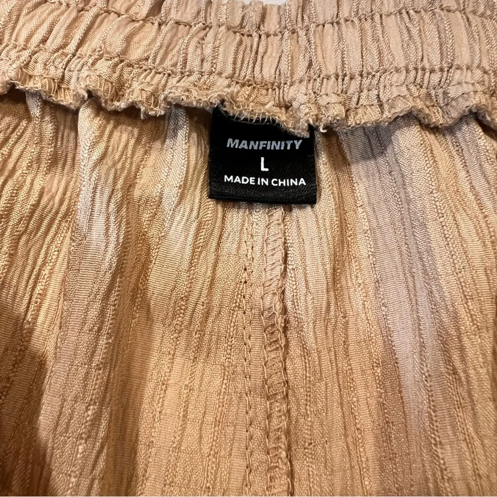 NWOT Manfinity Tan Shorts‎